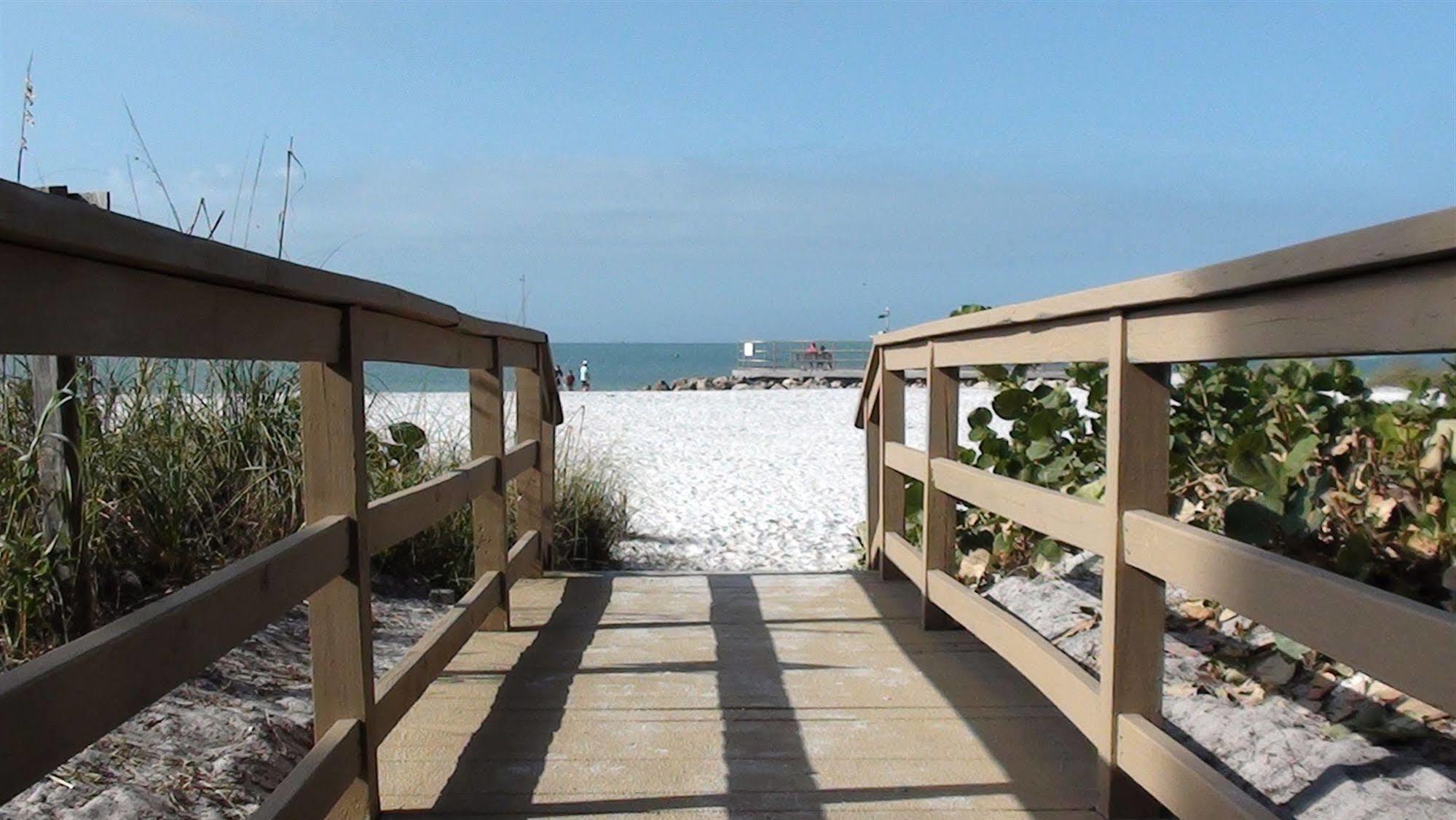 Nordvind Beach Resort Treasure Island Buitenkant foto